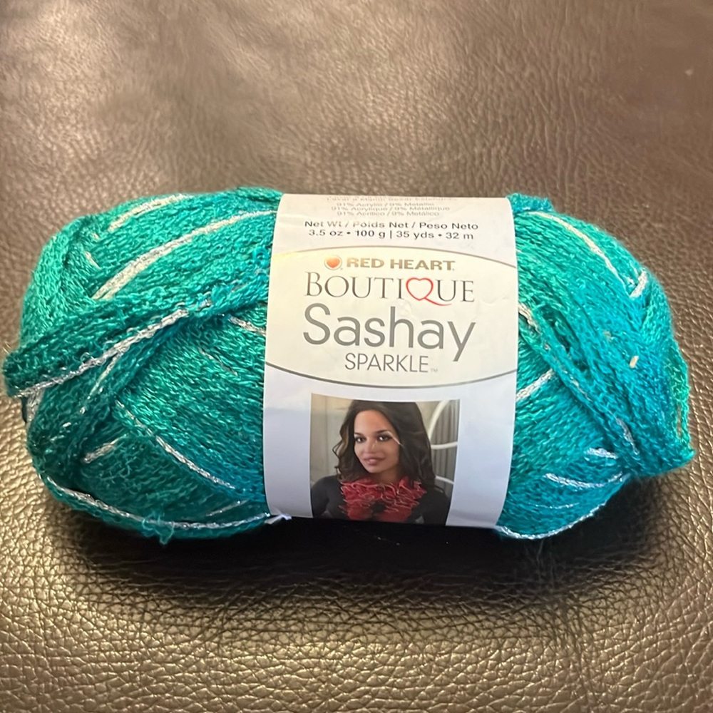 NWT Sashay Sparkle Red Heart Boutique “Emerald”